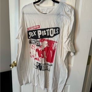 NWT Sex Pistols graphic tee